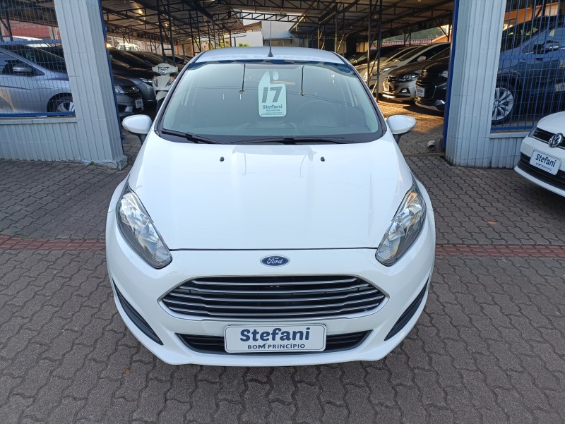 FIESTA 1.6 SE HATCH 16V FLEX 4P MANUAL - 2017 - BOM PRINCíPIO