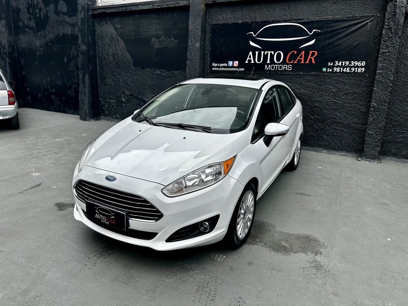 FIESTA 1.6 TITANIUM PLUS SEDAN 16V FLEX 4P AUTOMÁTICO - 2015 - CAXIAS DO SUL