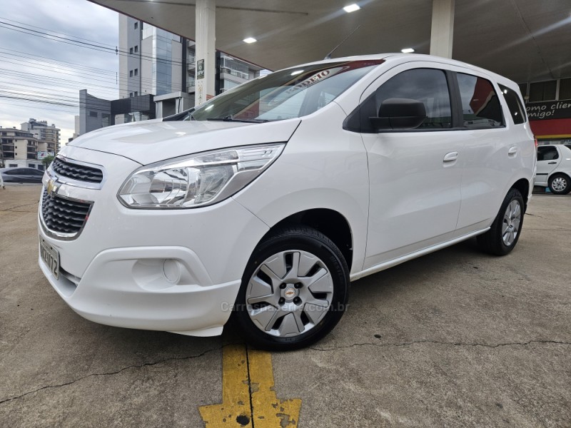 spin 1.8 lt 8v flex 4p manual 2015 caxias do sul