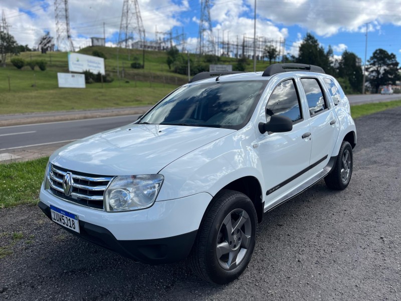 DUSTER 1.6 4X2 16V FLEX 4P MANUAL - 2014 - FARROUPILHA