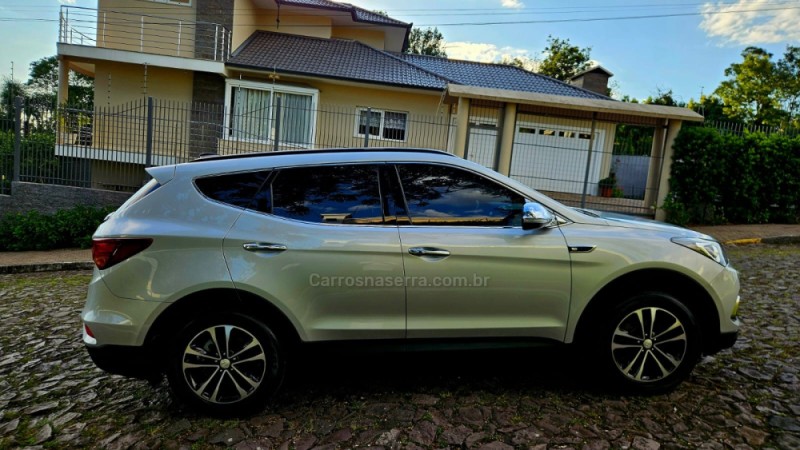 GRAND SANTA FÉ 3.3 MPFI V6 4WD GASOLINA 4P AUTOMÁTICO - 2019 - IVOTI