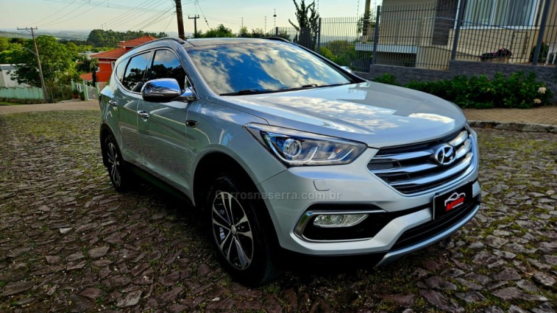 GRAND SANTA FÉ 3.3 MPFI V6 4WD GASOLINA 4P AUTOMÁTICO - 2019 - IVOTI