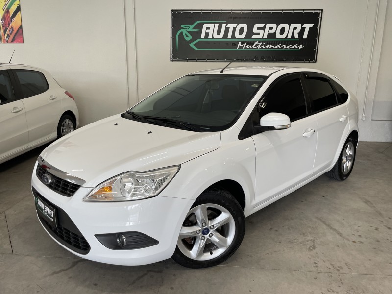 focus 1.6 s 16v flex 4p manual 2013 caxias do sul