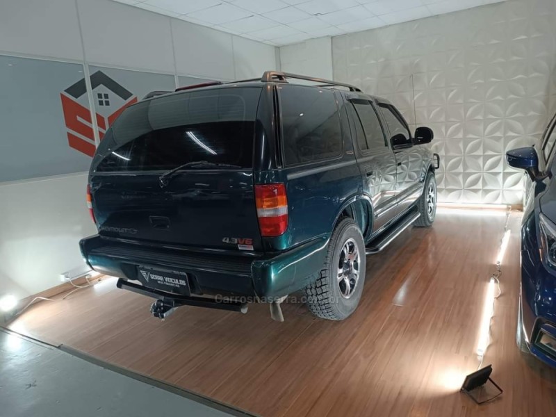 BLAZER 4.3 SFI DLX EXECUTIVE 4X2 V6 12V GASOLINA 4P MANUAL - 1997 - CAXIAS DO SUL