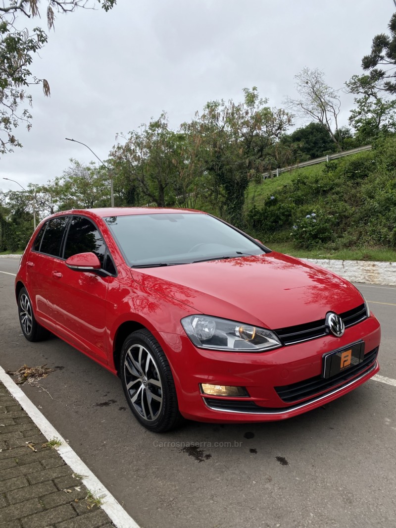 GOLF 1.4 TSI HIGHLINE 16V TOTAL FLEX 4P TIPTRONIC - 2017 - NOVA ARAçá