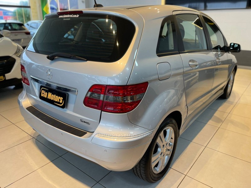 B 180 1.7 FAMILY 8V GASOLINA 4P AUTOMÁTICO - 2011 - SãO LEOPOLDO