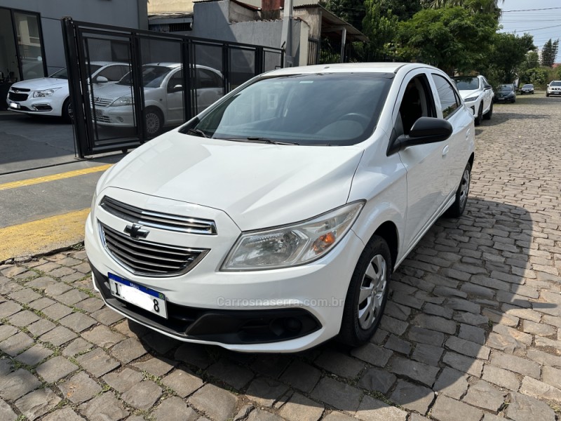 ONIX 1.0 LT 12V FLEX 4P MANUAL - 2014 - LAJEADO