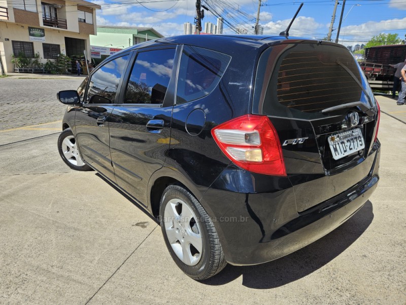 FIT 1.4 LX 16V FLEX 4P AUTOMÁTICO - 2011 - CAXIAS DO SUL