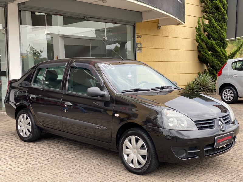 CLIO 1.0 EXPRESSION SEDAN 16V FLEX 4P MANUAL - 2008 - CAXIAS DO SUL