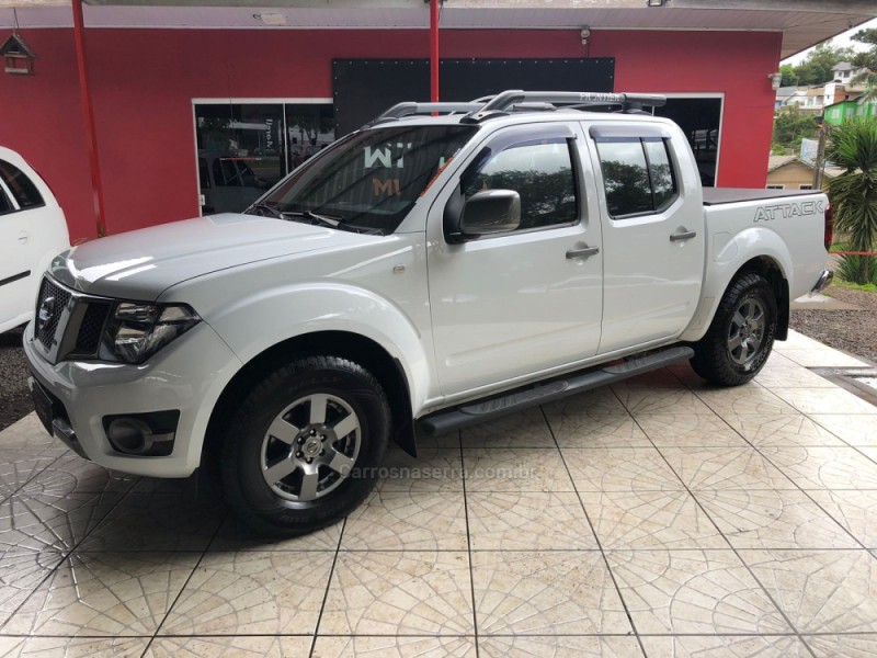 FRONTIER 2.5 SV ATTACK 4X2 CD TURBO ELETRONIC DIESEL 4P MANUAL - 2015 - CAXIAS DO SUL