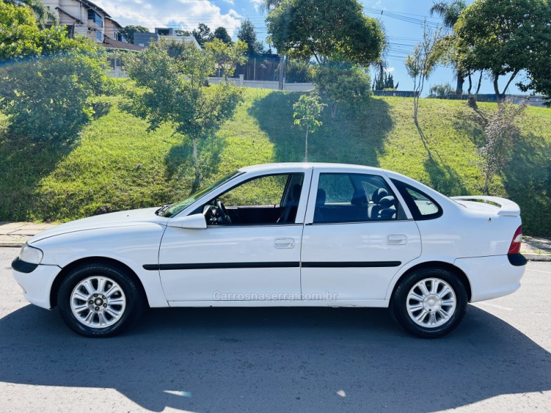 VECTRA 2.0 MPFI CD 8V GASOLINA 4P MANUAL - 1998 - BENTO GONçALVES