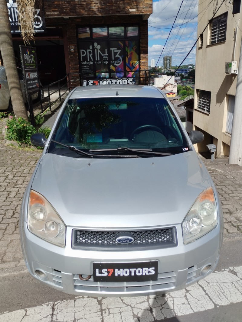 FIESTA 1.6 MPI SEDAN 8V FLEX 4P MANUAL - 2008 - CAXIAS DO SUL