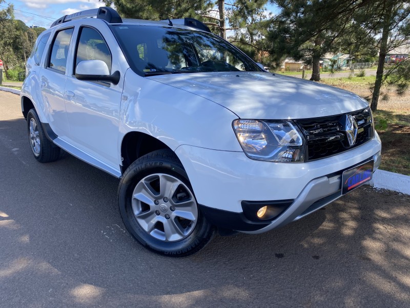 DUSTER 1.6 DYNAMIQUE 4X2 16V FLEX 4P MANUAL - 2017 - VACARIA