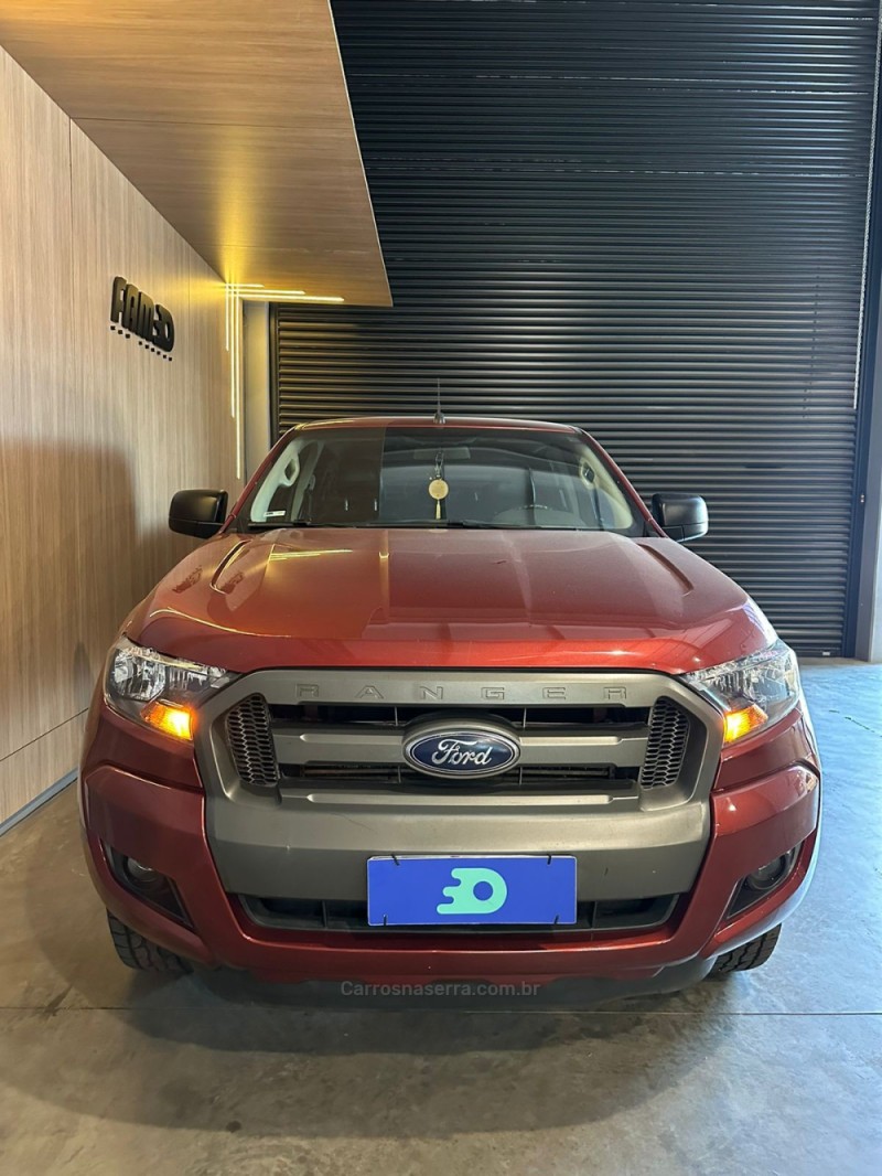 RANGER 2.2 XLS 4X4 CD 16V DIESEL 4P MANUAL - 2018 - LAJEADO