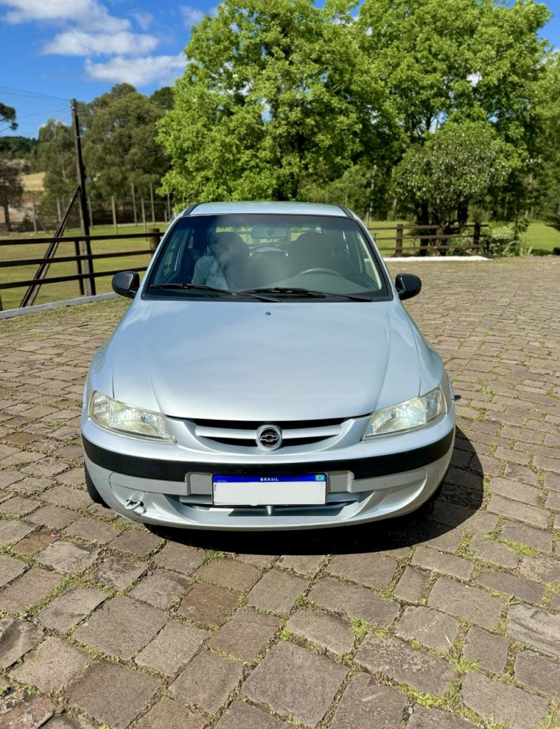 CELTA 1.0 MPFI VHCE LIFE 8V FLEX 2P MANUAL - 2006 - NOVA PRATA