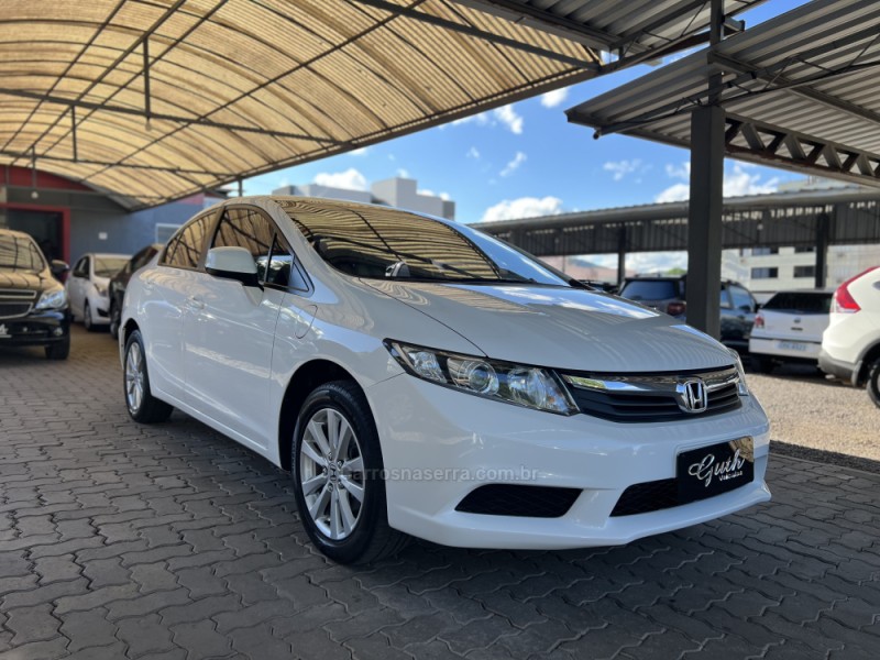 CIVIC 1.8 LXS 16V FLEX 4P AUTOMÁTICO - 2014 - BOM PRINCíPIO