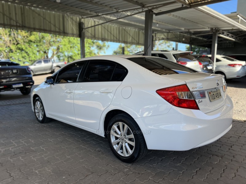 CIVIC 1.8 LXS 16V FLEX 4P AUTOMÁTICO - 2014 - BOM PRINCíPIO