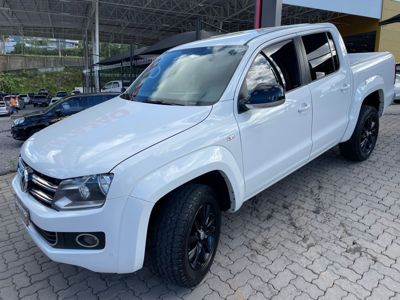 AMAROK 2.0 HIGHLINE 4X4 CD 16V TURBO INTERCOOLER DIESEL 4P AUTOMÁTICO - 2016 - CAXIAS DO SUL