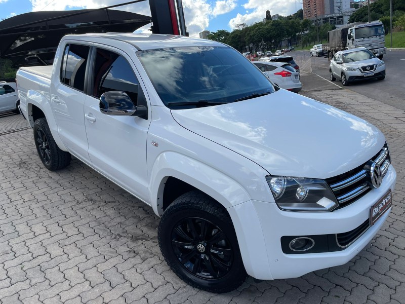 AMAROK 2.0 HIGHLINE 4X4 CD 16V TURBO INTERCOOLER DIESEL 4P AUTOMÁTICO