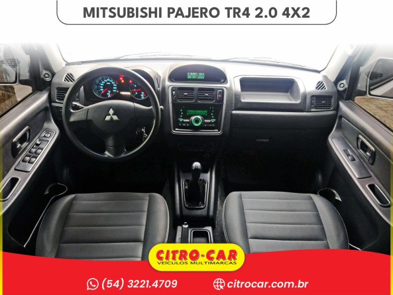 PAJERO TR4 2.0 4X2 16V 140CV FLEX 4P MANUAL - 2014 - CAXIAS DO SUL