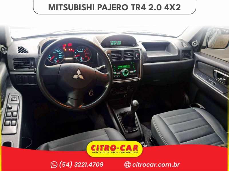 PAJERO TR4 2.0 4X2 16V 140CV FLEX 4P MANUAL - 2014 - CAXIAS DO SUL