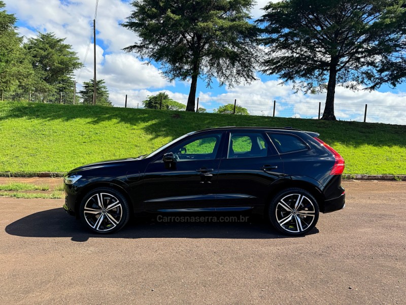 XC60 2.0 T8 R DESIGN HYBRID GASOLINA 4P AUTOMÁTICO - 2020 - PASSO FUNDO