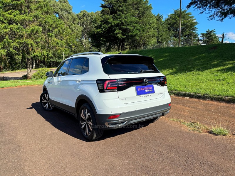 T-CROSS 1.4 HIGHLINE TSI 16V FLEX 4P AUTOMÁTICO - 2024 - PASSO FUNDO