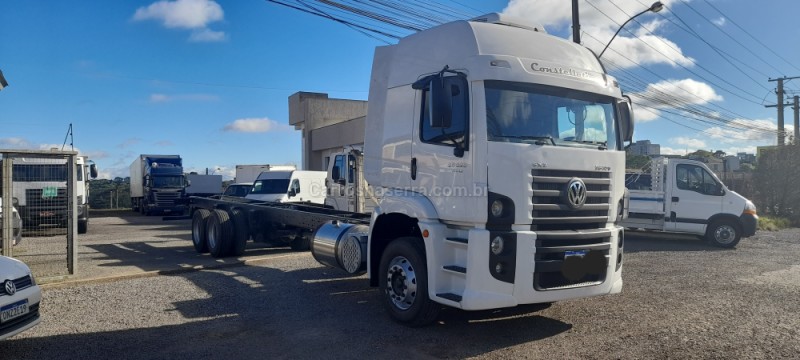 25-320 E CONSTELLATION 6X2 TITAN TRACTOR - 2011 - FARROUPILHA