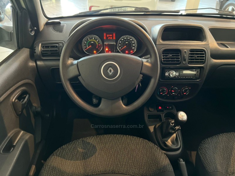 CLIO 1.0 EXPRESSION 16V FLEX 4P MANUAL - 2014 - CAXIAS DO SUL