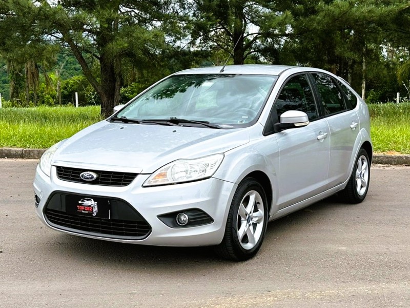 FOCUS 1.6 GLX 8V FLEX 4P MANUAL - 2013 - SãO SEBASTIãO DO CAí