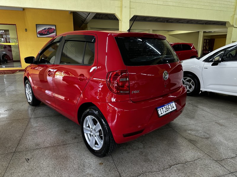 FOX 1.6 MI 8V FLEX 4P MANUAL - 2013 - NOVA PETRóPOLIS