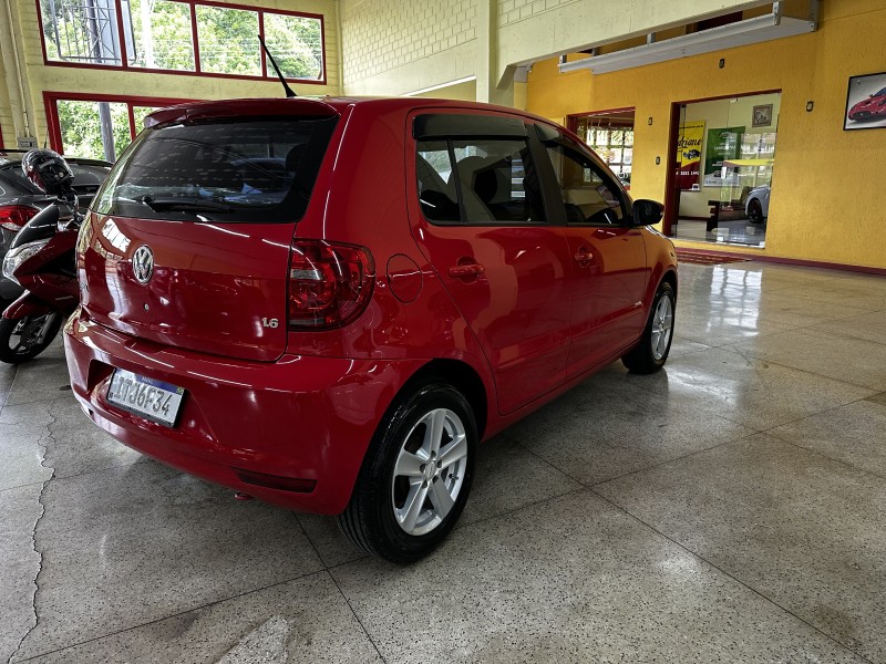 FOX 1.6 MI 8V FLEX 4P MANUAL - 2013 - NOVA PETRóPOLIS