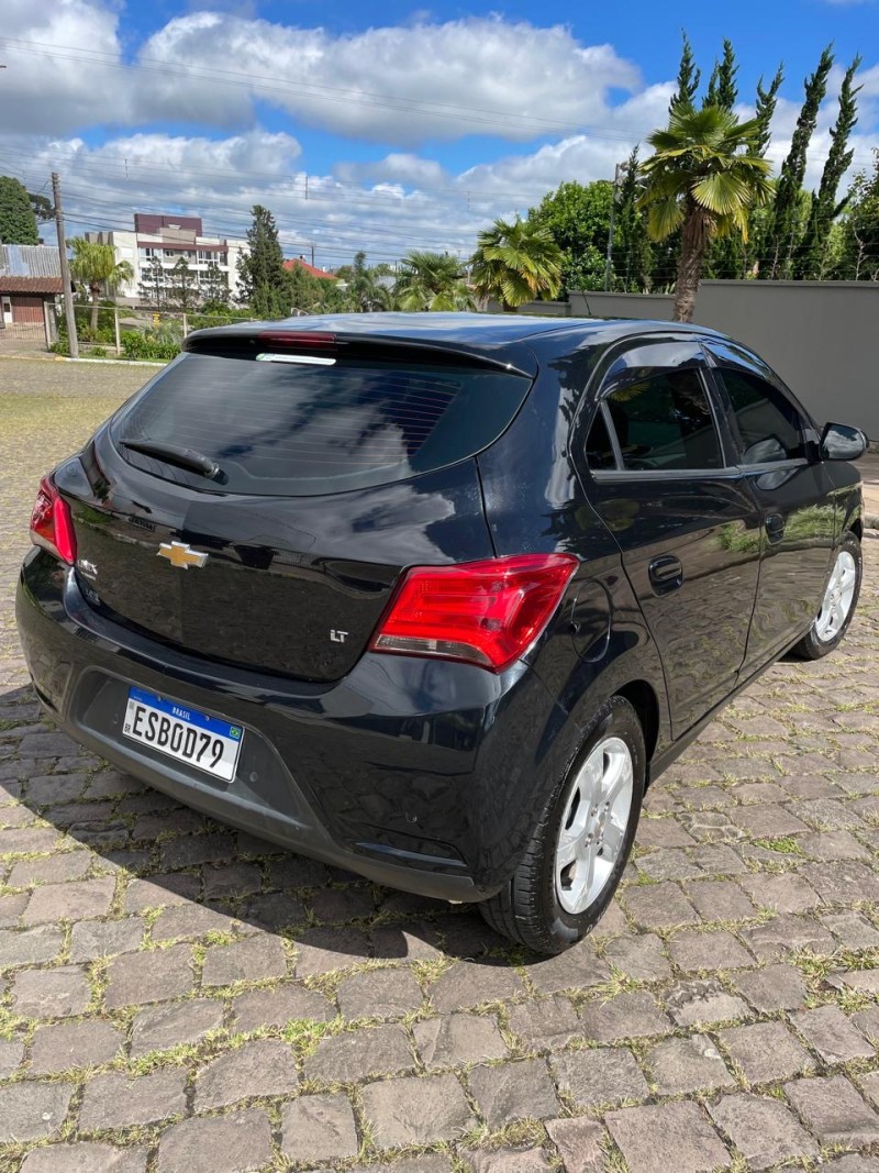 ONIX 1.4 MPFI LT 8V FLEX 4P AUTOMÁTICO - 2019 - FARROUPILHA