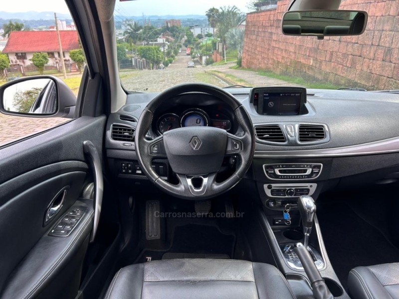 FLUENCE 2.0 DYNAMIQUE 16V FLEX 4P AUTOMÁTICO - 2015 - VENâNCIO AIRES