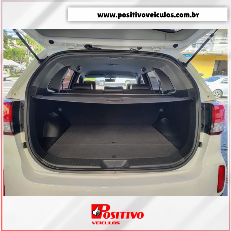 SORENTO 2.4 EX2 4X2 16V GASOLINA 4P AUTOMÁTICO - 2013 - CAXIAS DO SUL