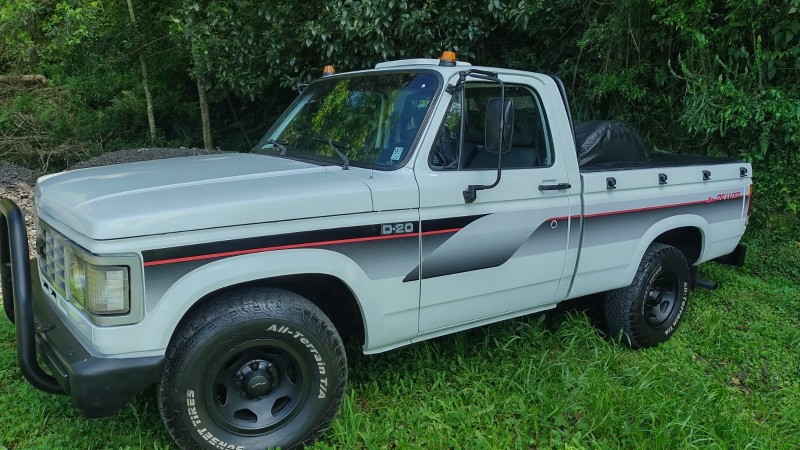 D20 4.0 CONQUEST CS 8V DIESEL 2P MANUAL - 1992 - CAXIAS DO SUL