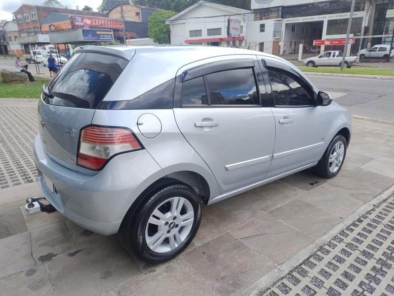 AGILE 1.4 MPFI LTZ 8V FLEX 4P MANUAL - 2011 - CAXIAS DO SUL