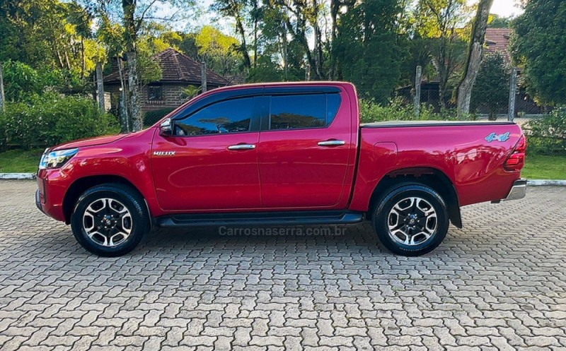 HILUX 2.8 SR 4X4 CD 16V DIESEL 4P AUTOMÁTICO - 2022 - CANELA