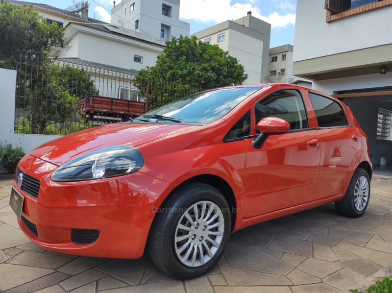 PUNTO 1.4 ATTRACTIVE ITALIA 8V FLEX 4P MANUAL - 2011 - CAXIAS DO SUL