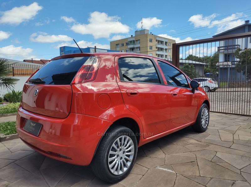 PUNTO 1.4 ATTRACTIVE ITALIA 8V FLEX 4P MANUAL - 2011 - CAXIAS DO SUL