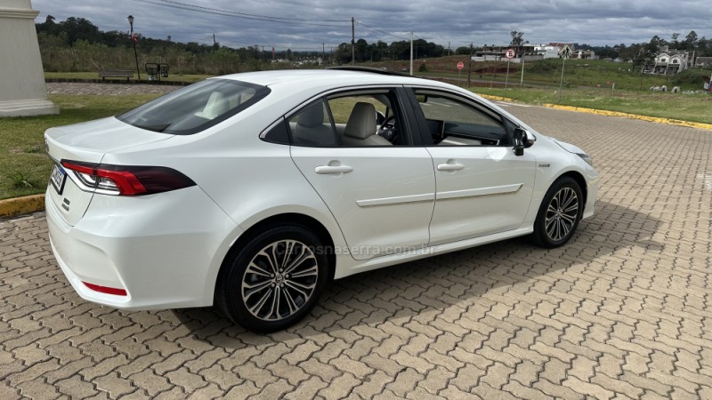 COROLLA 1.8 ALTIS PREMIUM 16V HÍBRIDO 4P AUTOMÁTICO - 2021 - LAJEADO