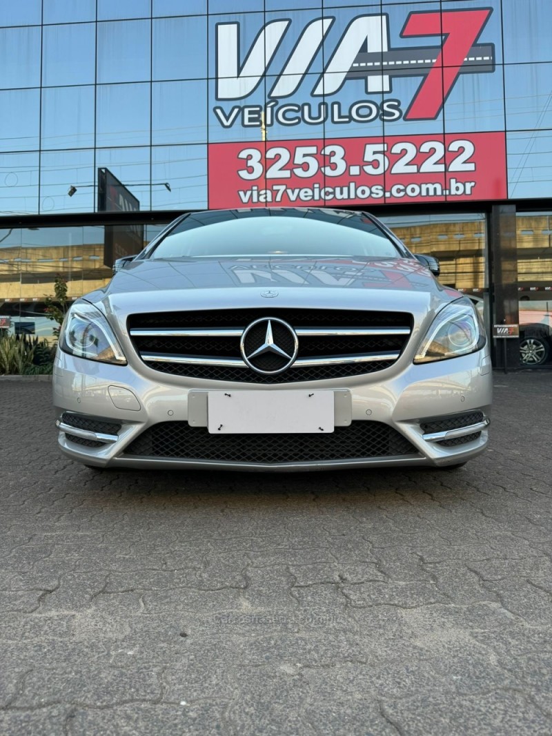 B 200 1.6 SPORT TURBO GASOLINA 4P AUTOMÁTICO - 2013 - NOVO HAMBURGO