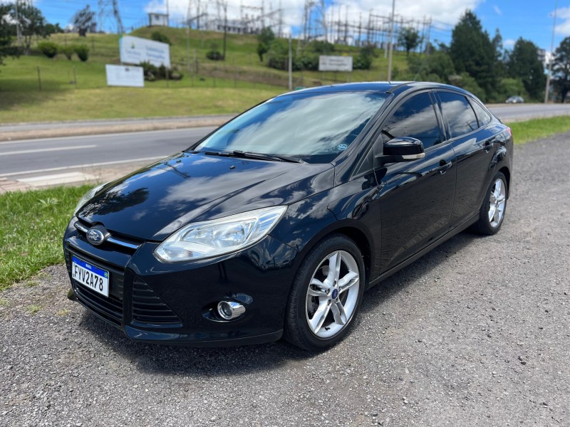 FOCUS 2.0 SE SEDAN 16V FLEX 4P AUTOMÁTICO - 2015 - FARROUPILHA