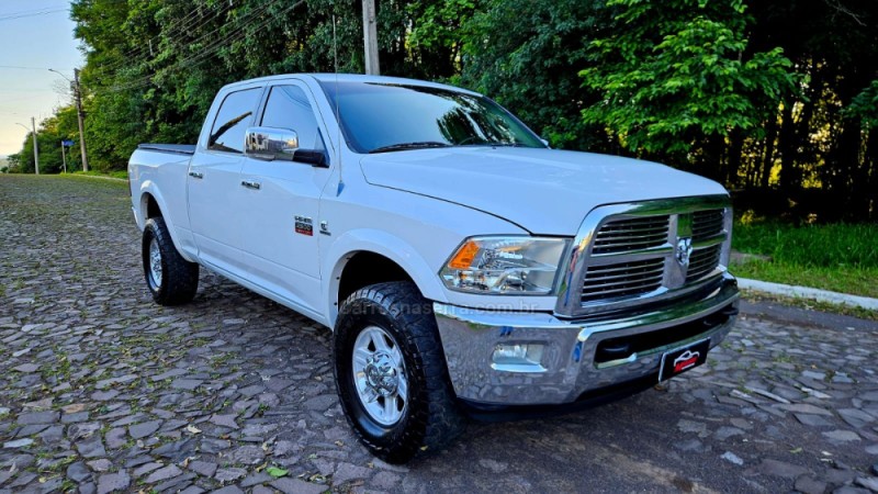 RAM 6.7 2500 LARAMIE 4X4 CD I6 TURBO DIESEL 4P AUTOMÁTICO - 2012 - IVOTI