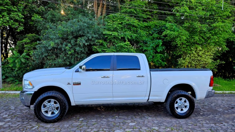 RAM 6.7 2500 LARAMIE 4X4 CD I6 TURBO DIESEL 4P AUTOMÁTICO - 2012 - IVOTI