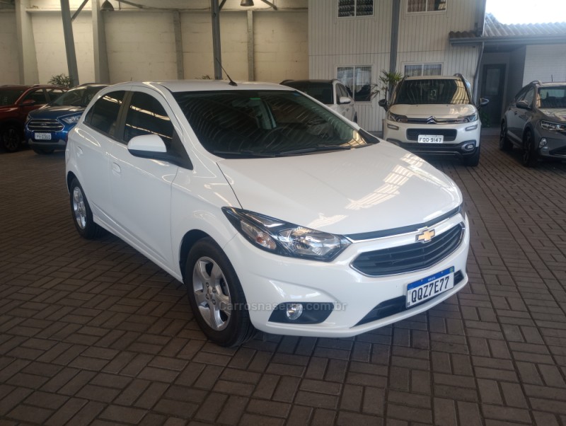 ONIX 1.4 MPFI LT 8V FLEX 4P MANUAL - 2019 - CAXIAS DO SUL