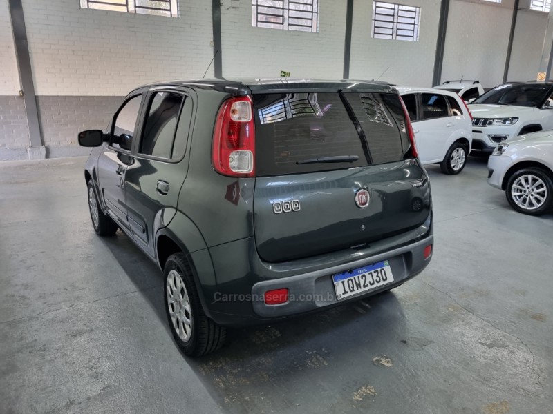 UNO 1.0 EVO VIVACE 8V FLEX 4P MANUAL - 2011 - GARIBALDI