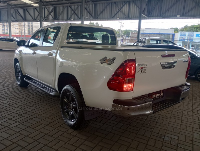 HILUX 2.8 SR 4X4 CD 16V DIESEL 4P AUTOMÁTICO - 2022 - CAXIAS DO SUL