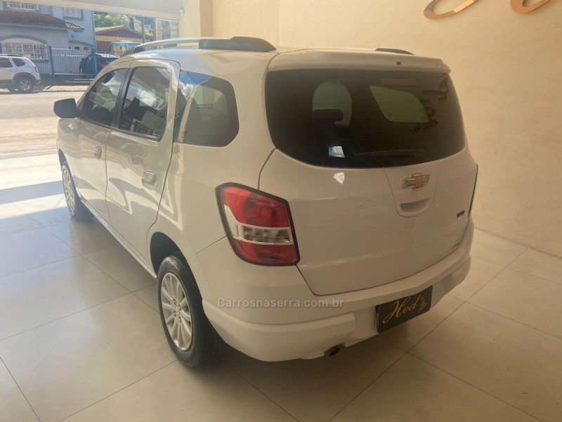 SPIN 1.8 LT 8V FLEX 4P MANUAL - 2016 - CANELA