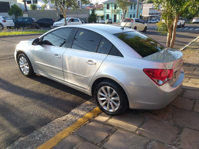 CRUZE 1.8 LT 16V FLEX 4P AUTOMÁTICO - 2015 - VERANóPOLIS